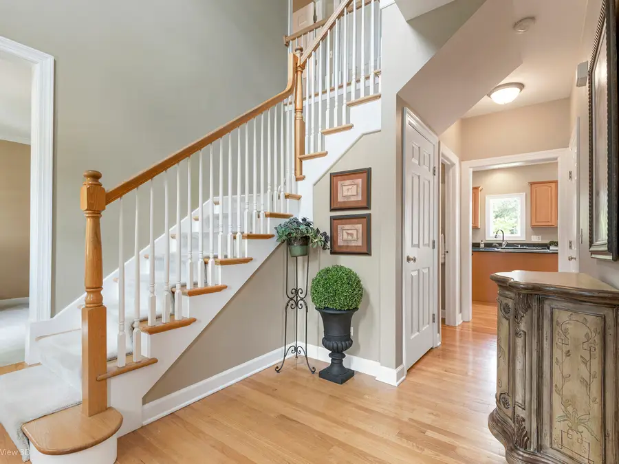 852 Sunrise Drive, South Elgin, IL 60177 - #3