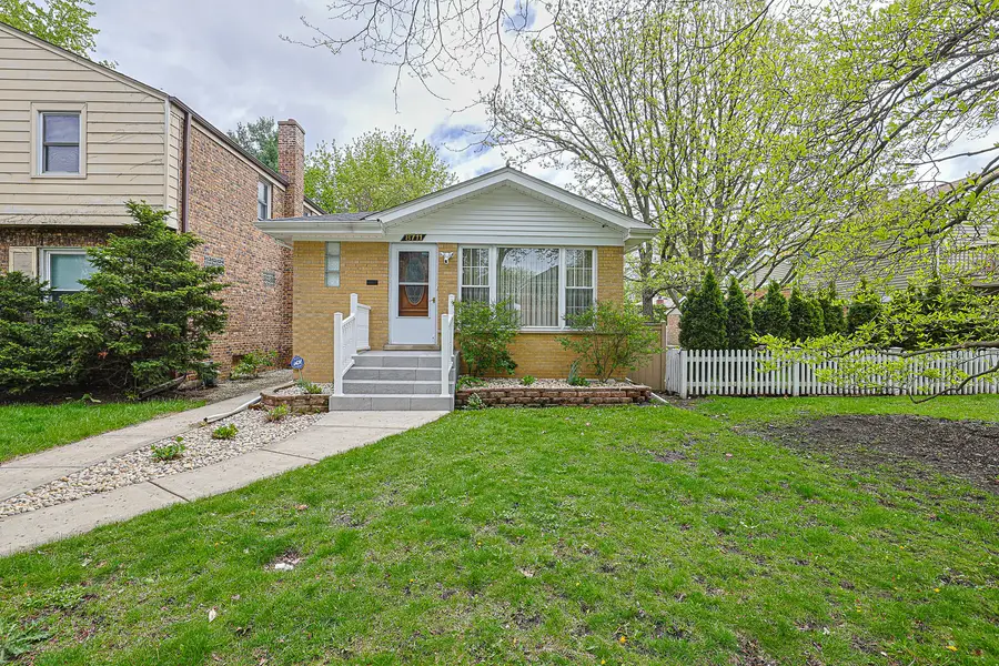 8711 Hamlin Avenue, Skokie, IL 60076 - #3