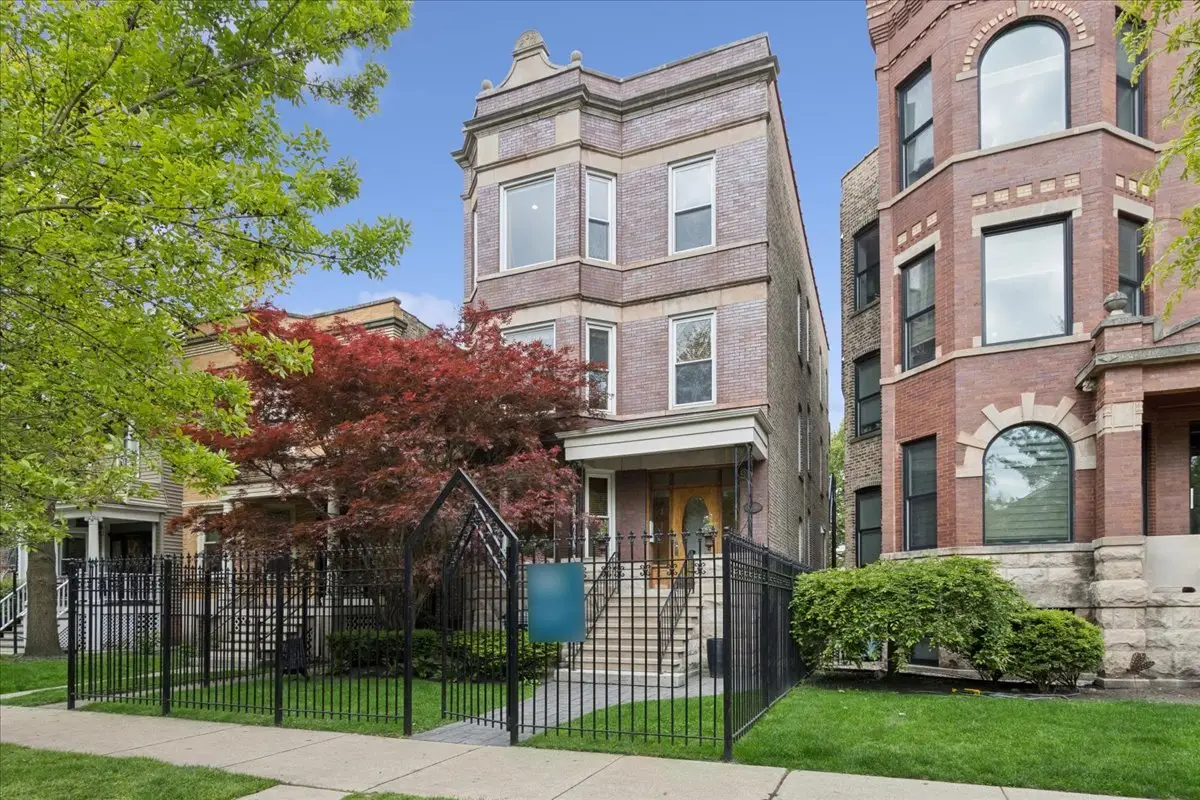 4216 N Winchester Avenue #3, Chicago, IL 60613 - #1