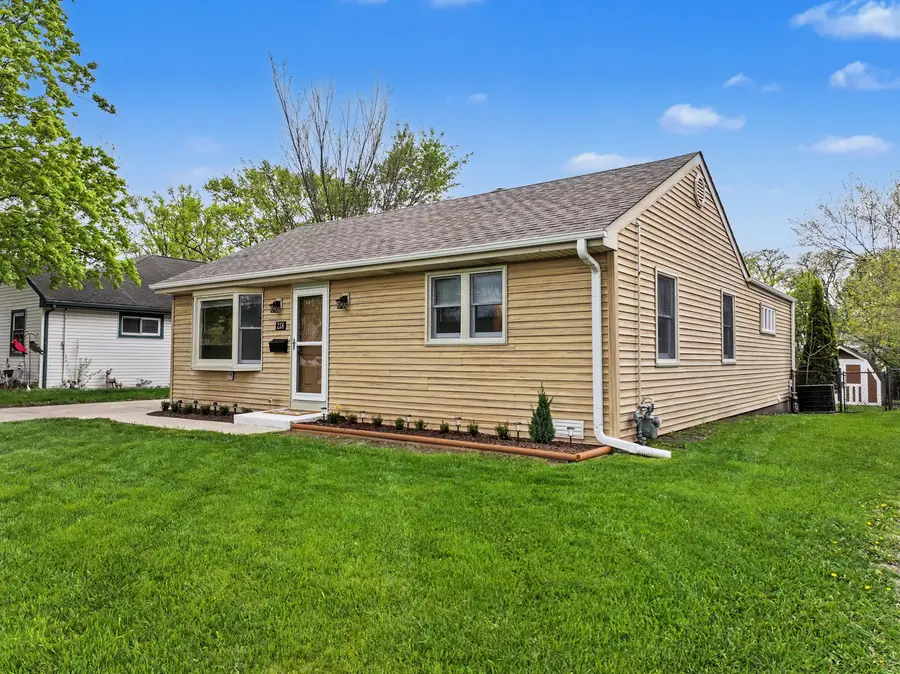218 N Louis Street, Mount Prospect, IL 60056 - #2