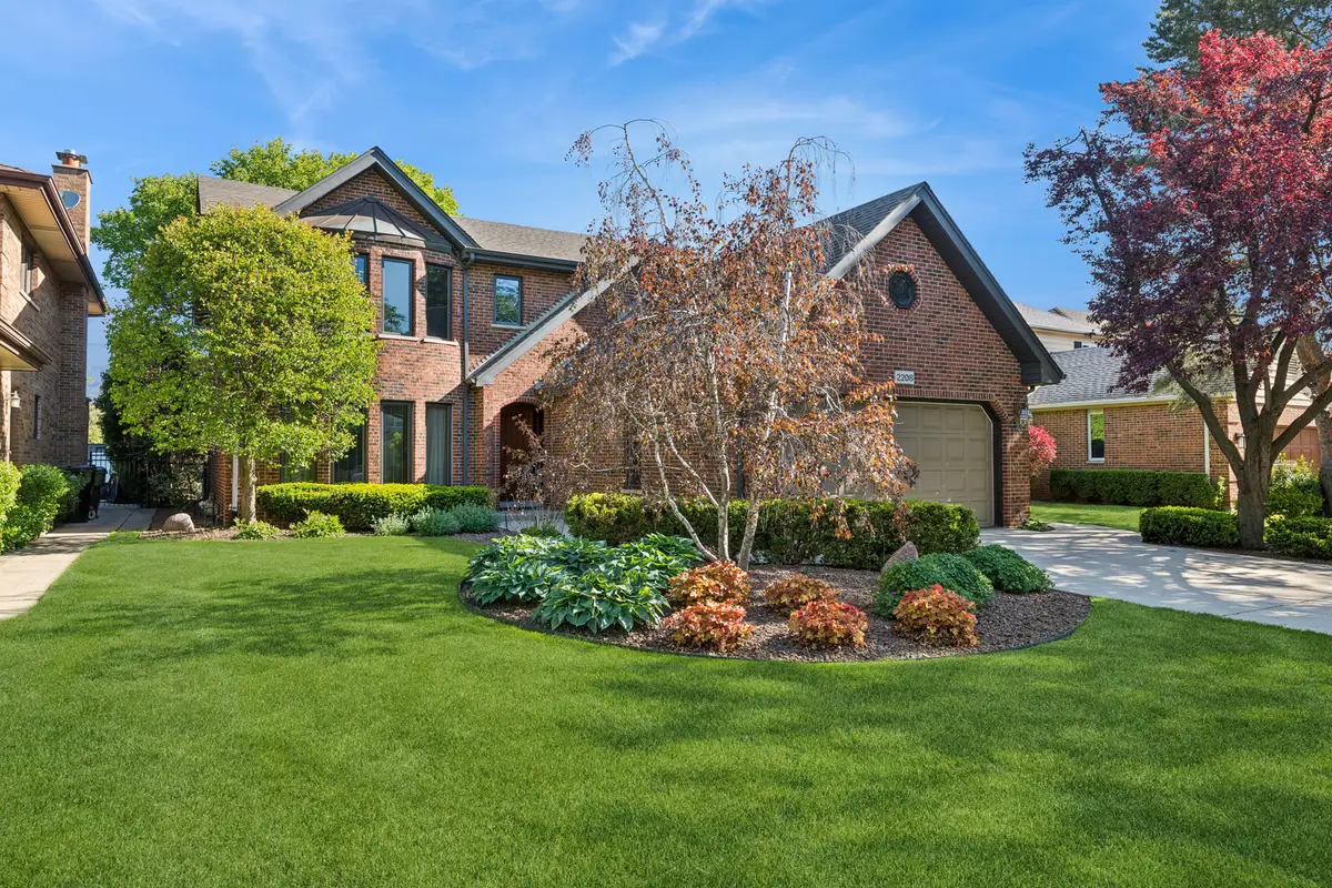 2208 Milton Avenue, Park Ridge, IL 60068 - #1