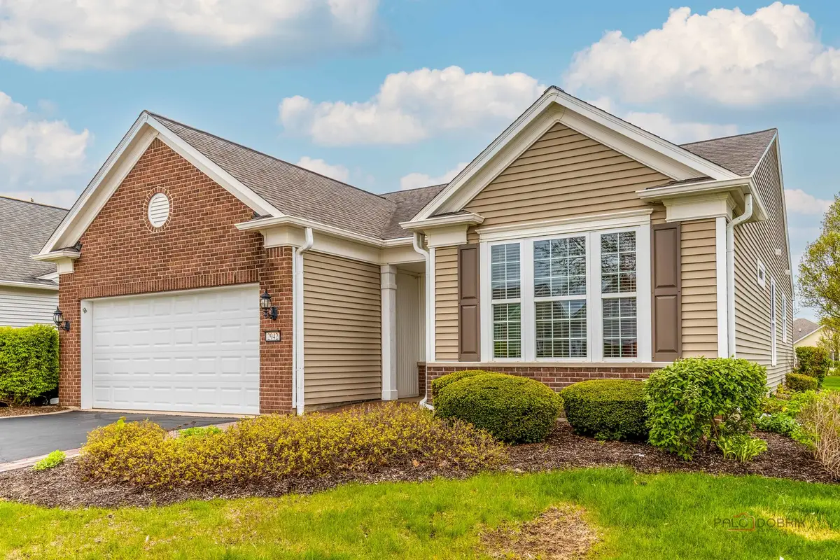2942 Ravinia Circle, Mundelein, IL 60060 - #1
