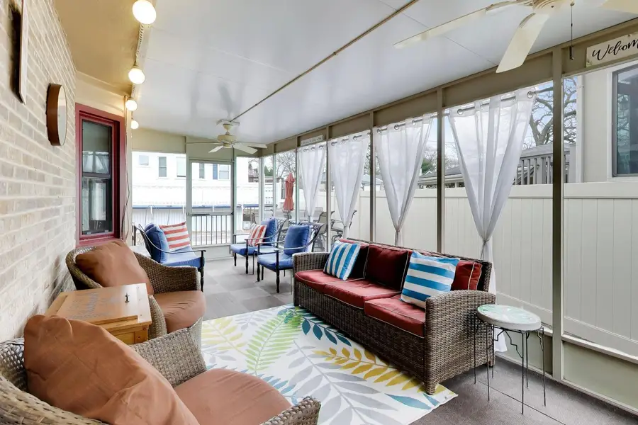 9641 E Shore Drive, Oak Lawn, IL 60453 - #2