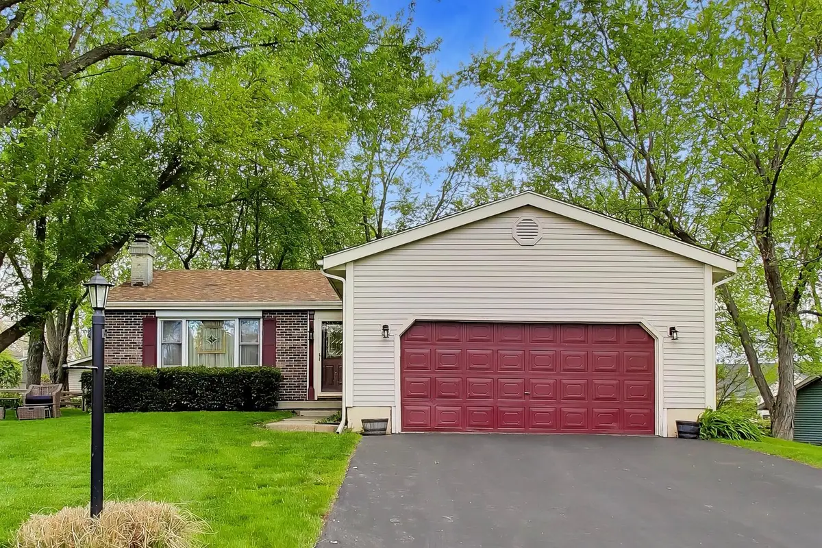 43w770 Fescue Court, Saint Charles, IL 60175 - #1