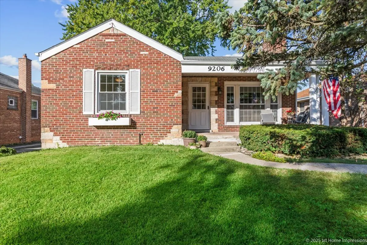 9206 S Troy Avenue, Evergreen Park, IL 60805 - #1