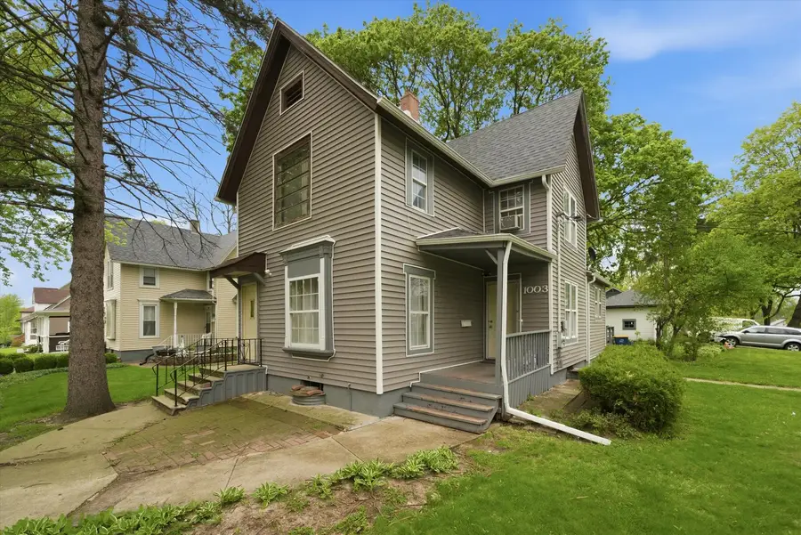 1003 Saint John Street, Elgin, IL 60120 - #2