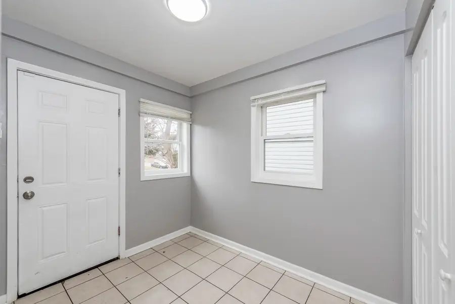 205 S Park Avenue, Waukegan, IL 60085 - #3