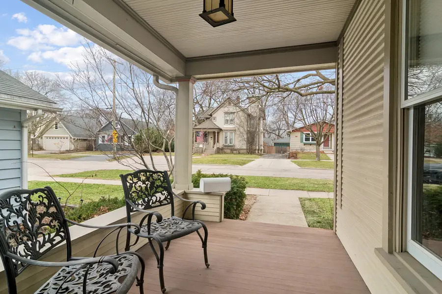 123 Raymond Avenue, Barrington, IL 60010 - #3
