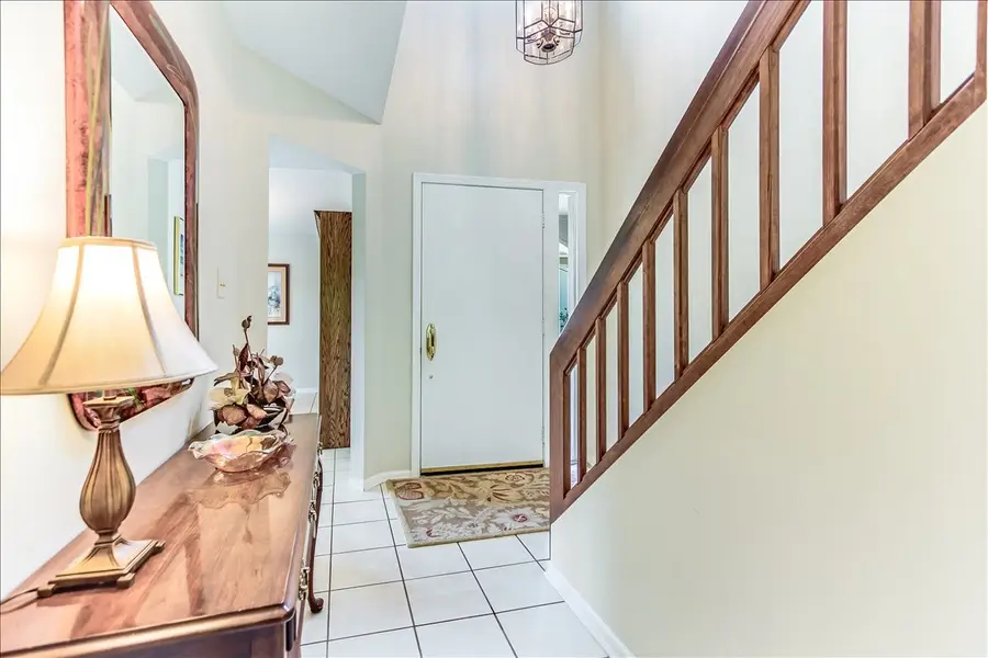 789 Oak Hill Road, Lake Barrington, IL 60010 - #3