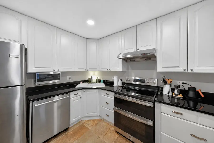2011 N Halsted Street #34, Chicago, IL 60614 - #2