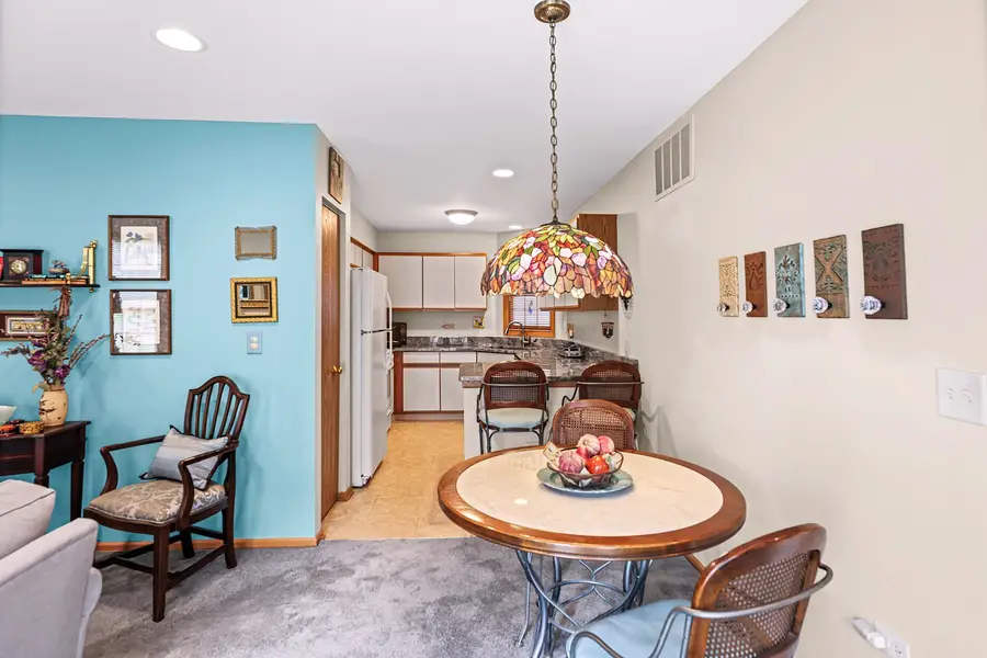 1984 N Stillwater Road, Arlington Heights, IL 60004 - #3