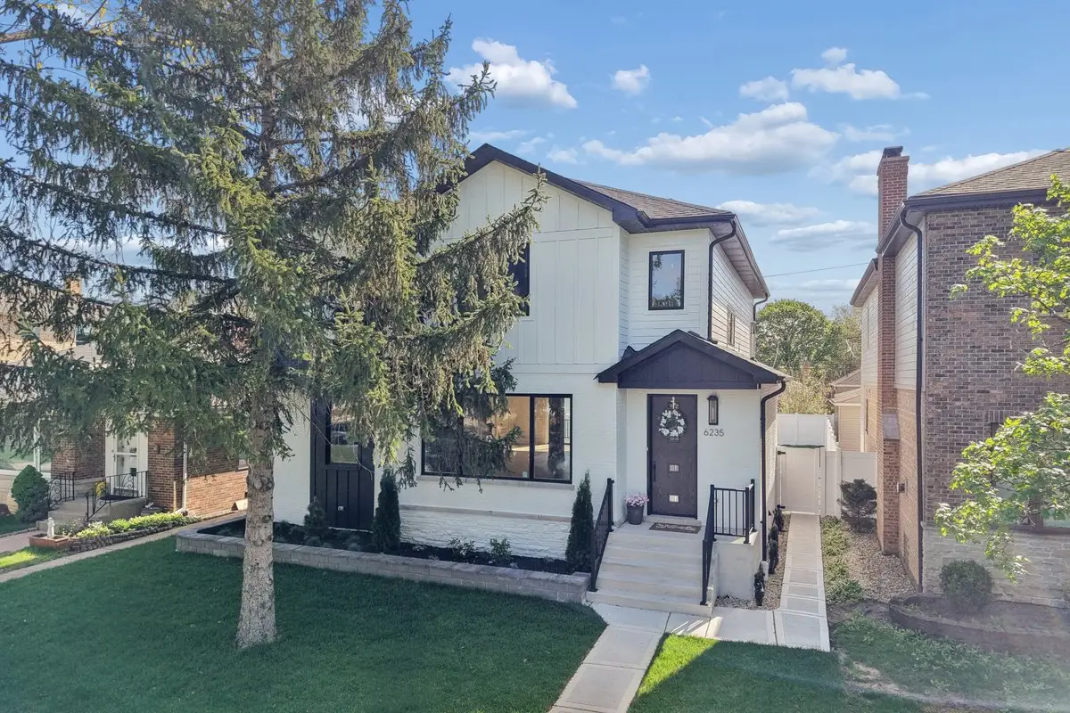 6235 N Kedvale Avenue, Chicago, IL 60646 - #1