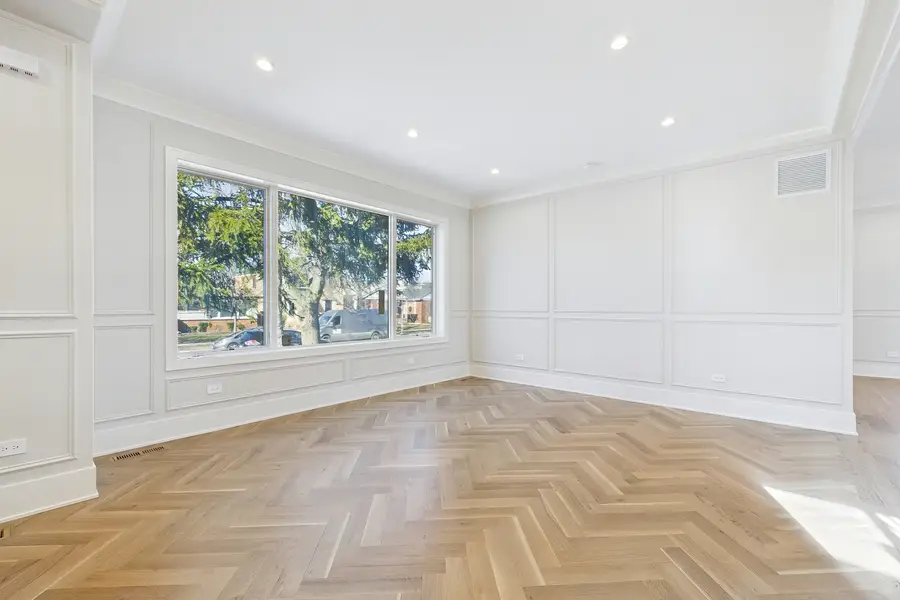 6235 N Kedvale Avenue, Chicago, IL 60646 - #2