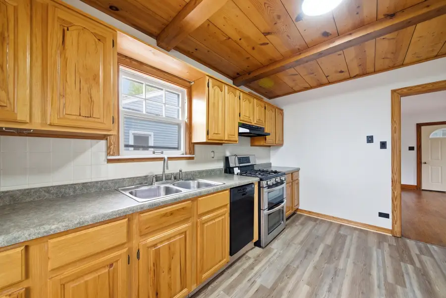 18409 Oakwood Avenue, Lansing, IL 60438 - #2