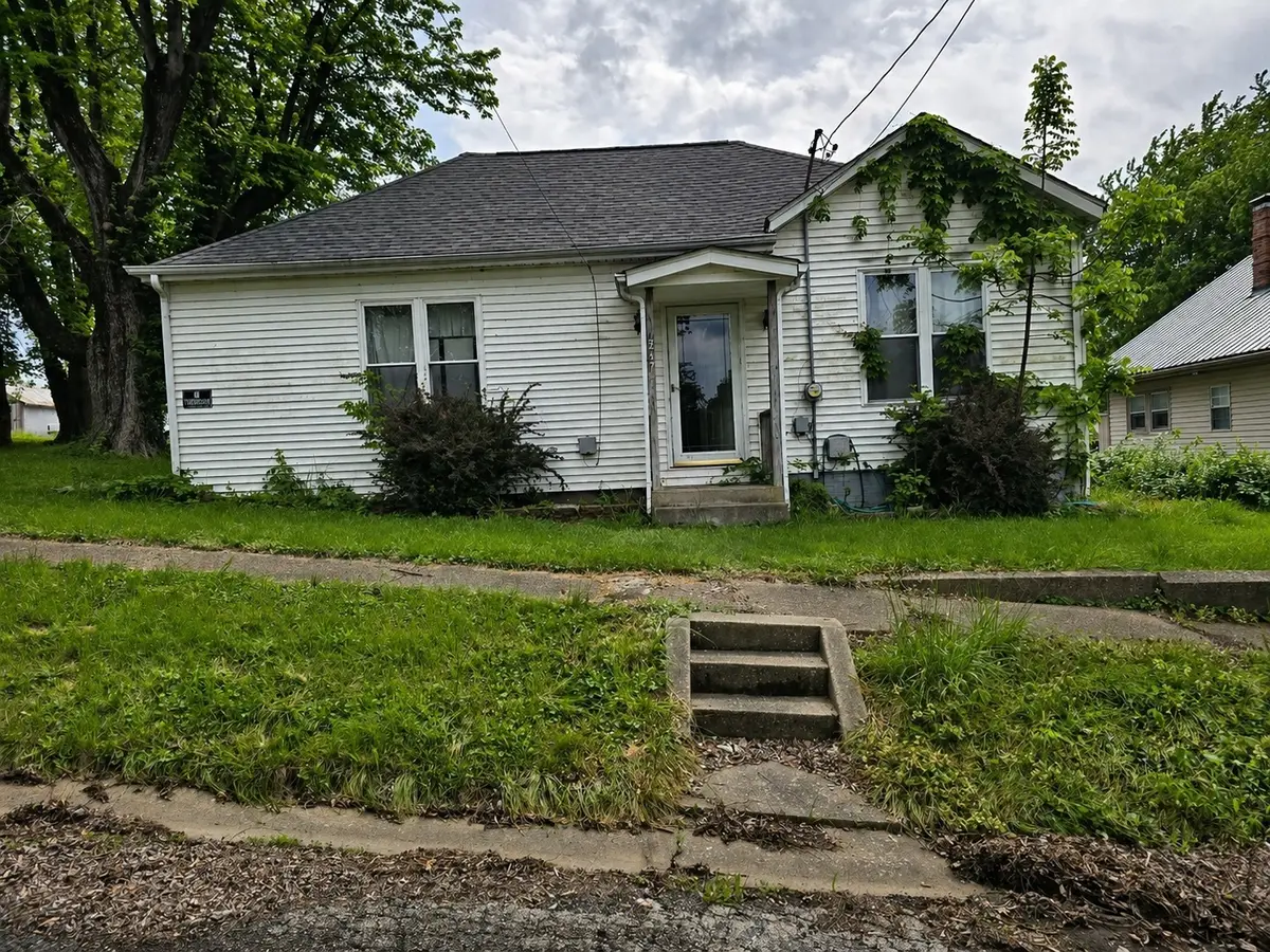 247 Maple Street, Chester, IL 62233 - #1