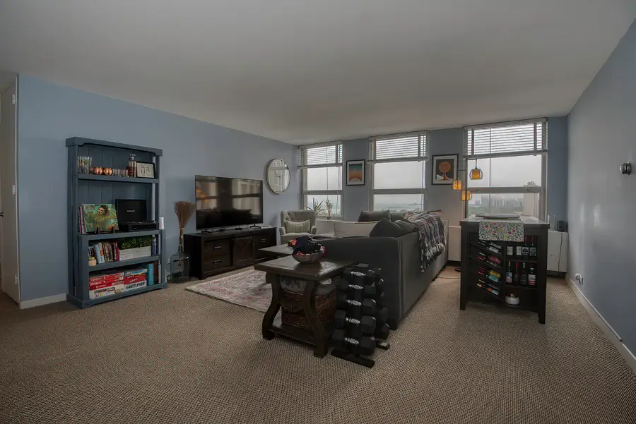2626 N Lakeview Avenue #1604, Chicago, IL 60614 - #2