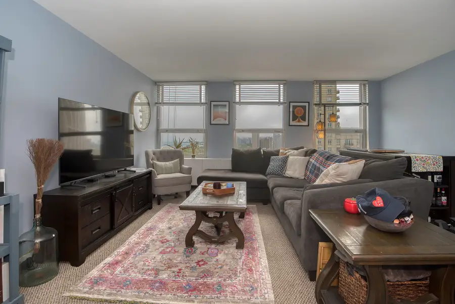 2626 N Lakeview Avenue #1604, Chicago, IL 60614 - #3