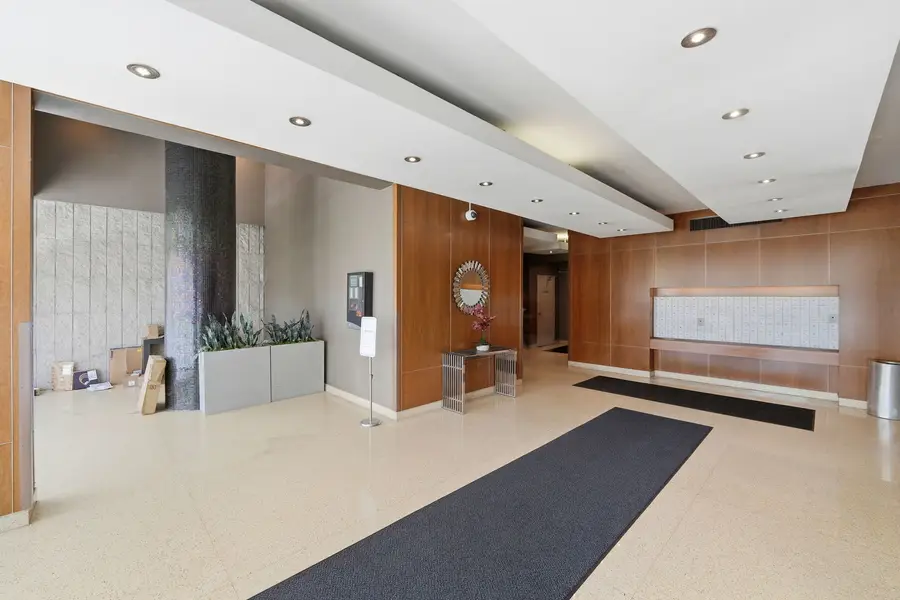 450 W Briar Place #5F, Chicago, IL 60657 - #3