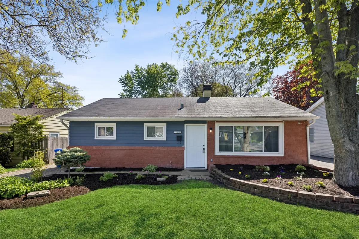 1205 S Chase Street, Wheaton, IL 60189 - #1
