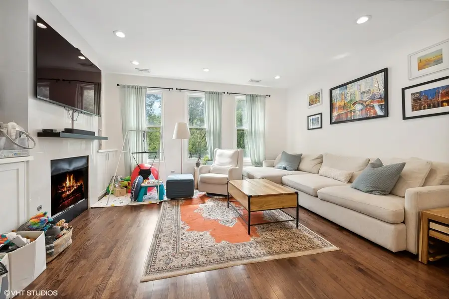 1053 N Kingsbury Street, Chicago, IL 60610 - #3
