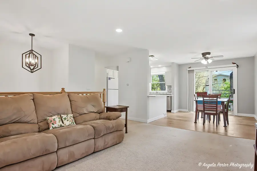 305 Woodbine Avenue, Island Lake, IL 60042 - #2