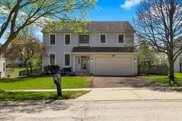 1421 Notting Hill Road, Algonquin, IL 60102