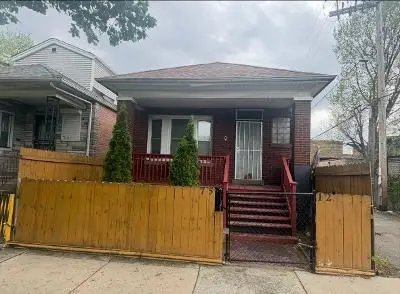 7512 S Saint Lawrence Avenue, Chicago, IL 60619 - #1