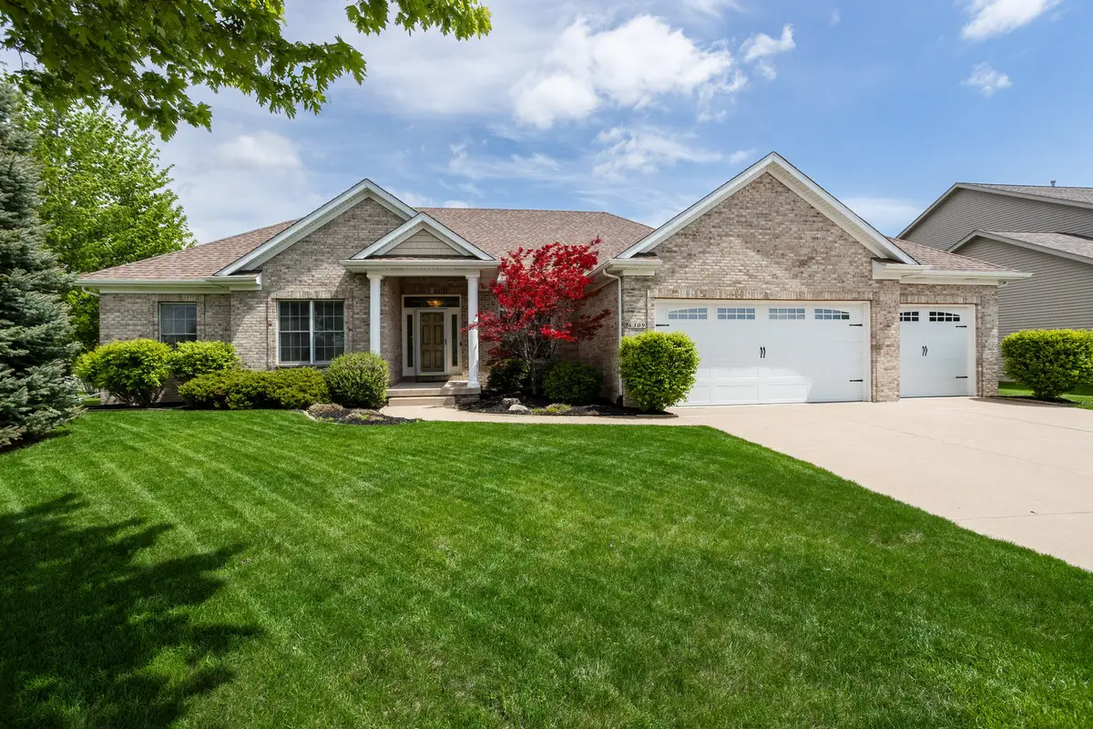 6309 Forest Road, Davenport, IA 52807 - #1