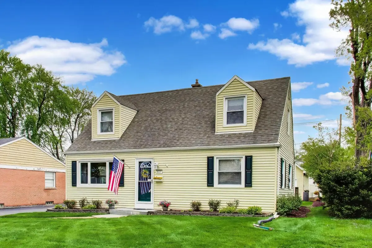 817 S Spring Road, Elmhurst, IL 60126 - #1