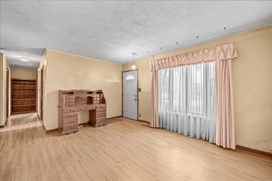 913 Mulberry Lane, Streamwood, IL 60107 - #2