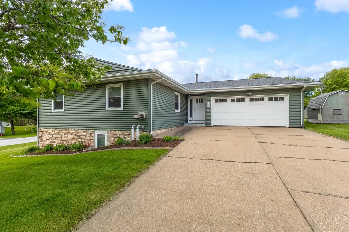 11621 25th Street W, Milan, IL 61264 - #1