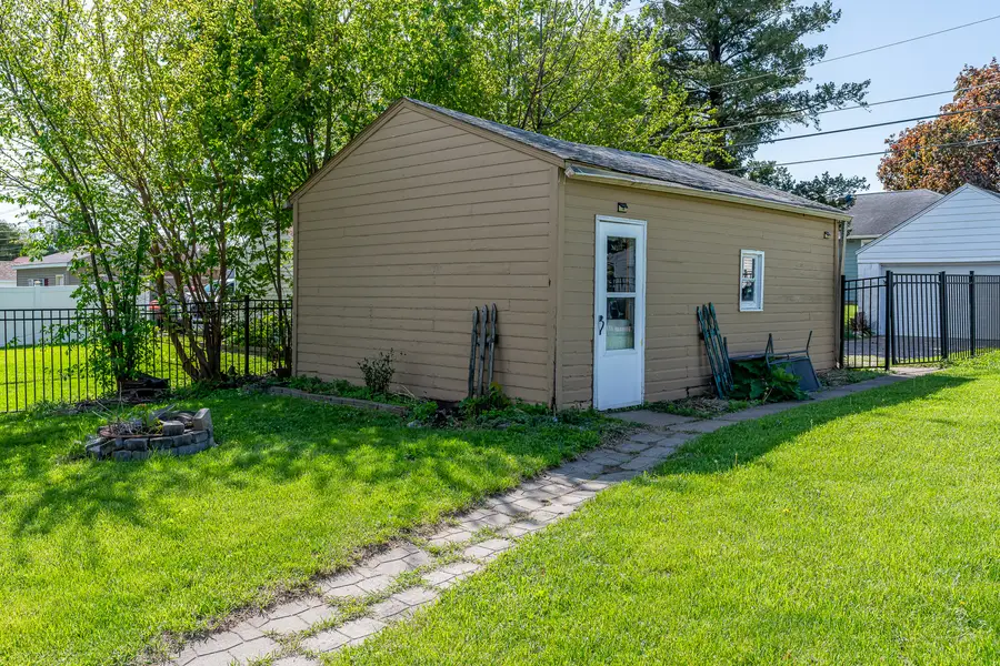 2223 W Rusholme Street, Davenport, IA 52804 - #3