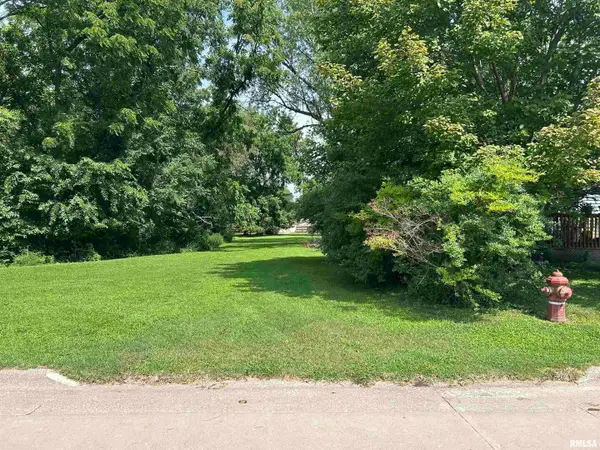 339 28th Avenue, East Moline, IL 61244