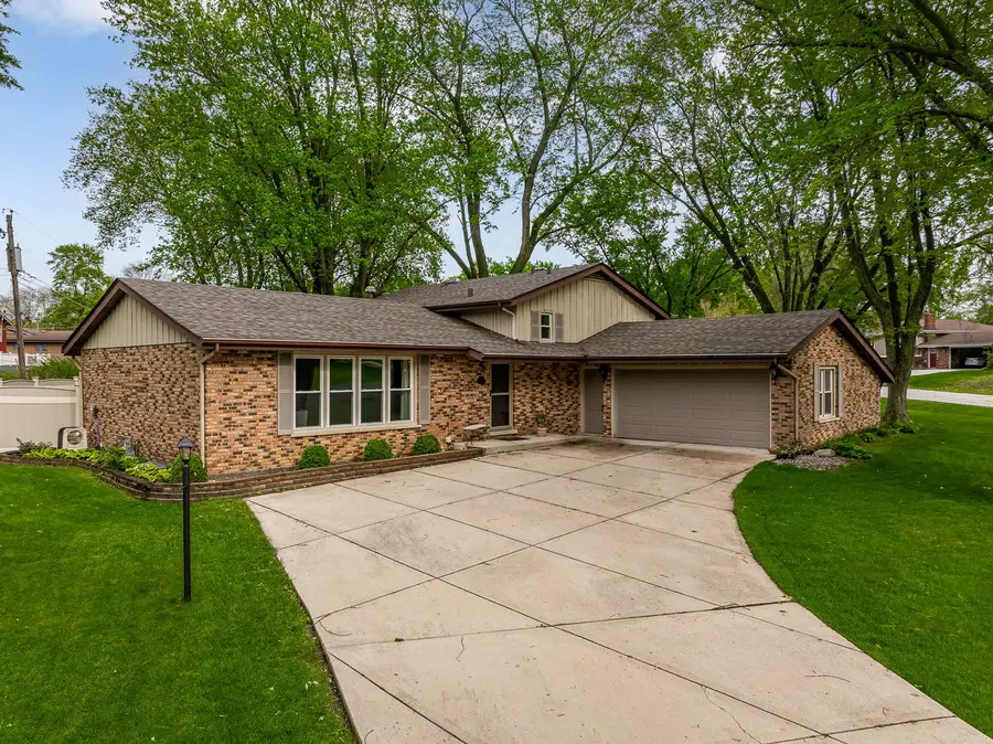 501 Hobby Avenue, Frankfort, IL 60423 - #2