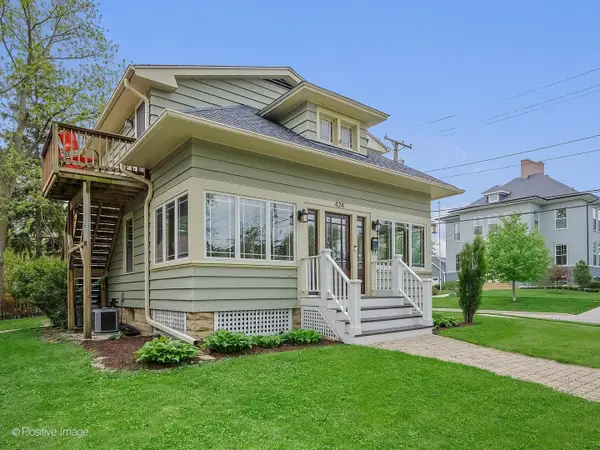 424 Blaine Street, Batavia, IL 60510