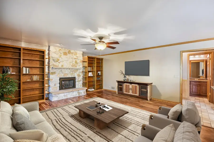 526 N 3rd Avenue, Des Plaines, IL 60016 - #3