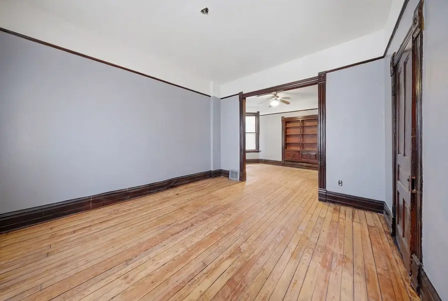 2633 W Crystal Street, Chicago, IL 60622 - #2