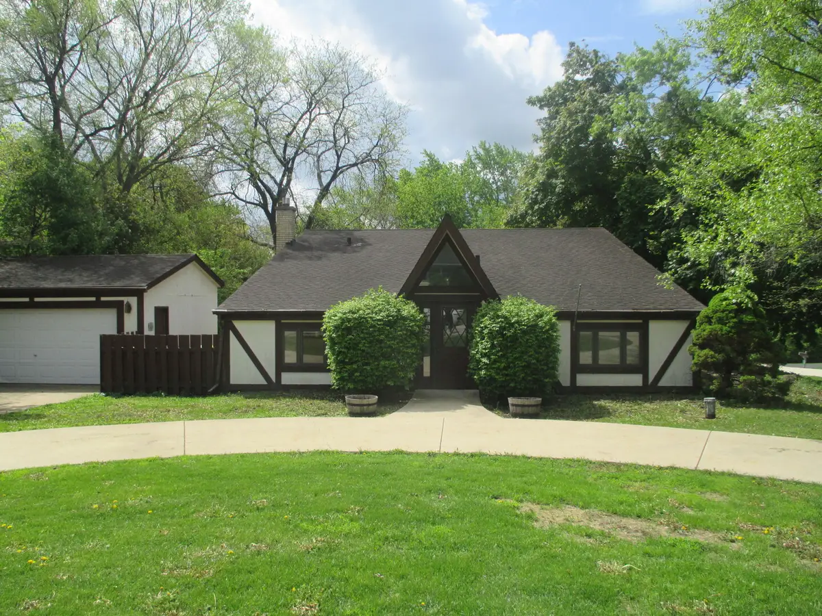 2N131 Willard Street, Carol Stream, IL 60188 - #1
