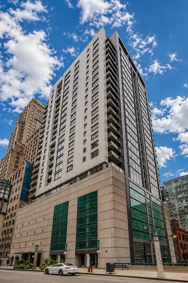 160 E Illinois Street #2003, Chicago, IL 60611