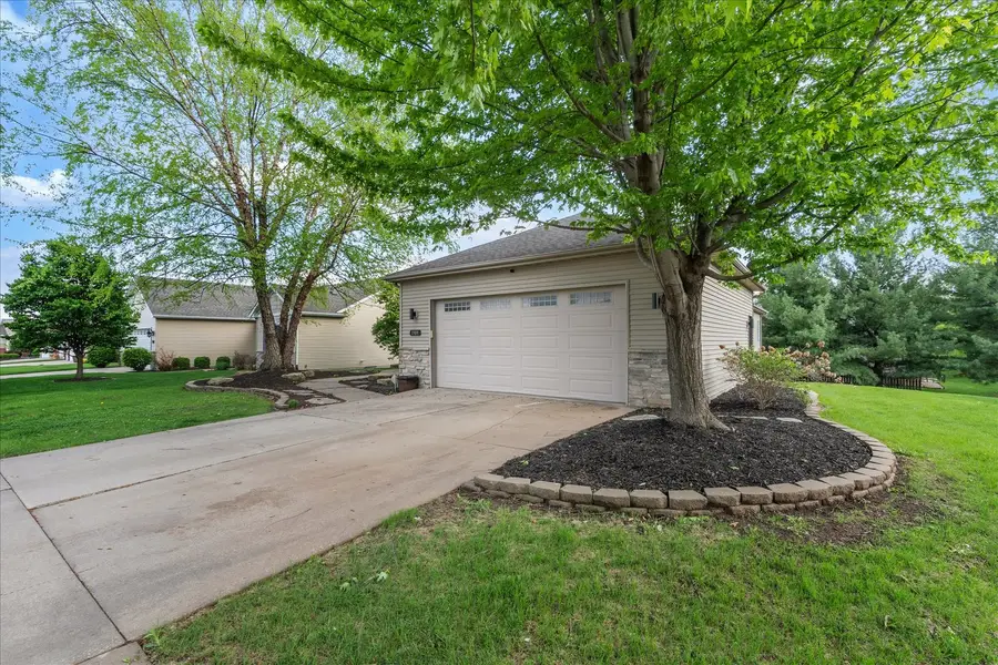 1909 E 58th Street, Davenport, IA 52807 - #2