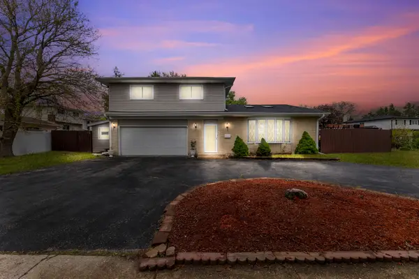 409 Hillcrest Lane, Lombard, IL 60148