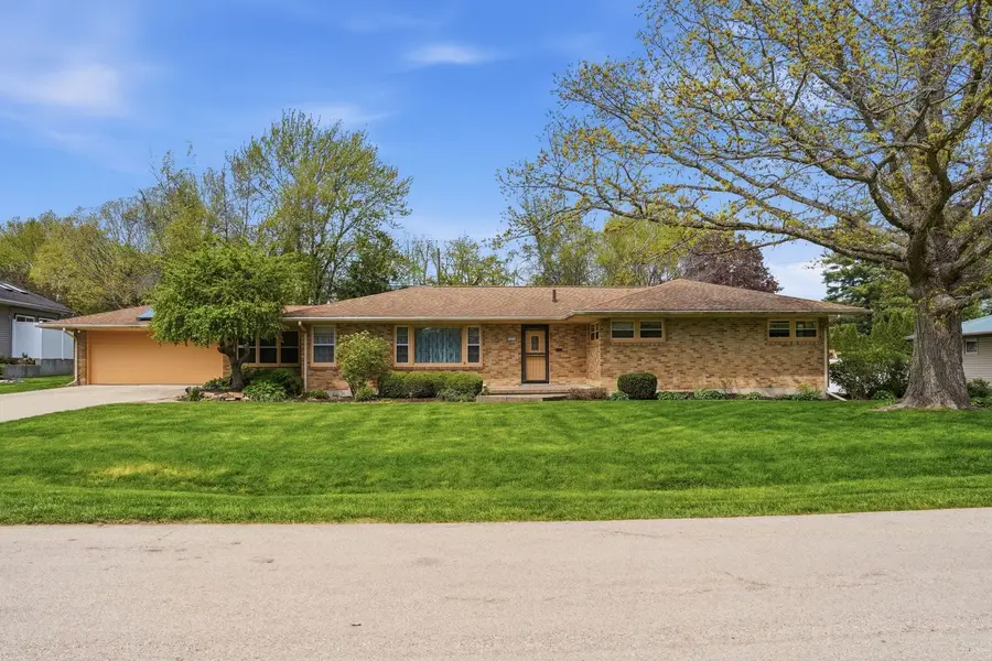 1213 Douglas Terrace, Dixon, IL 61021 - #2