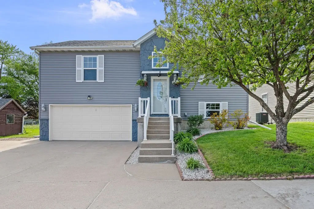 5118 N Division Street, Davenport, IA 52806 - #1