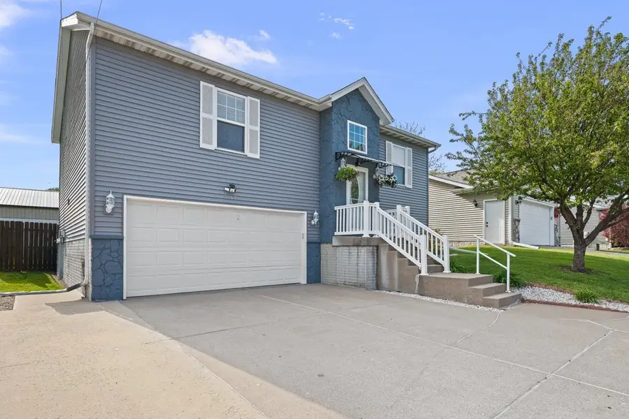 5118 N Division Street, Davenport, IA 52806 - #2