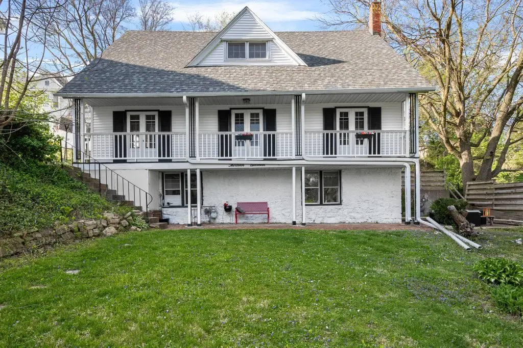 1316 E 9th Street, Davenport, IA 52803 - #1