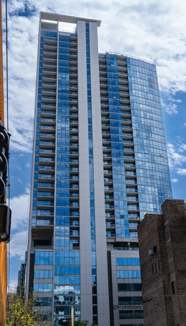 303 W Ohio Street #3804, Chicago, IL 60654