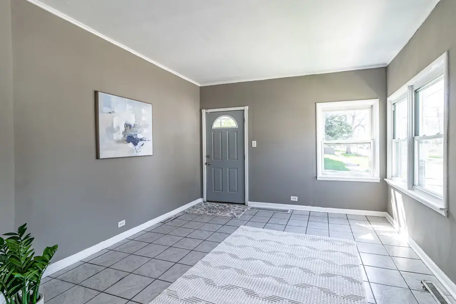 201 S Park Avenue, Waukegan, IL 60085 - #3