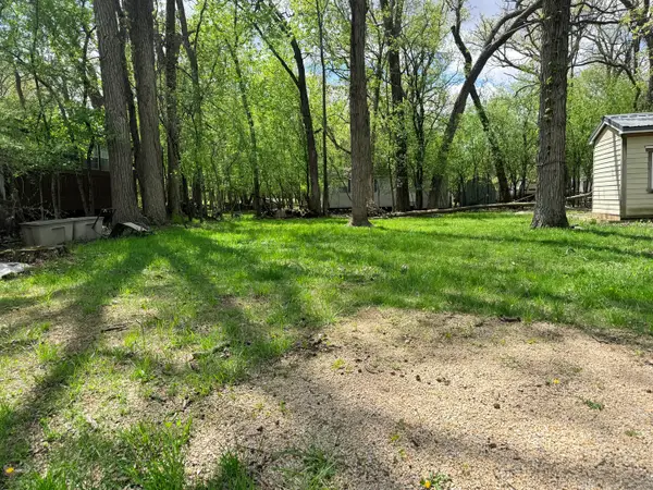 17-3 Woodhaven Lakes, Sublette, IL 61367