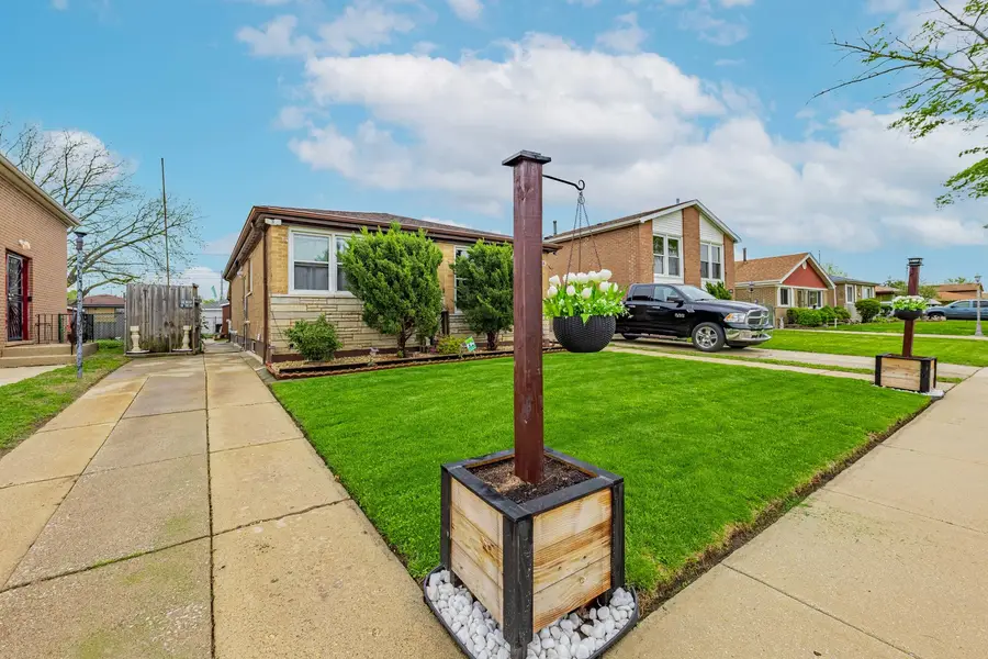 12737 S Manistee Avenue, Chicago, IL 60633 - #2
