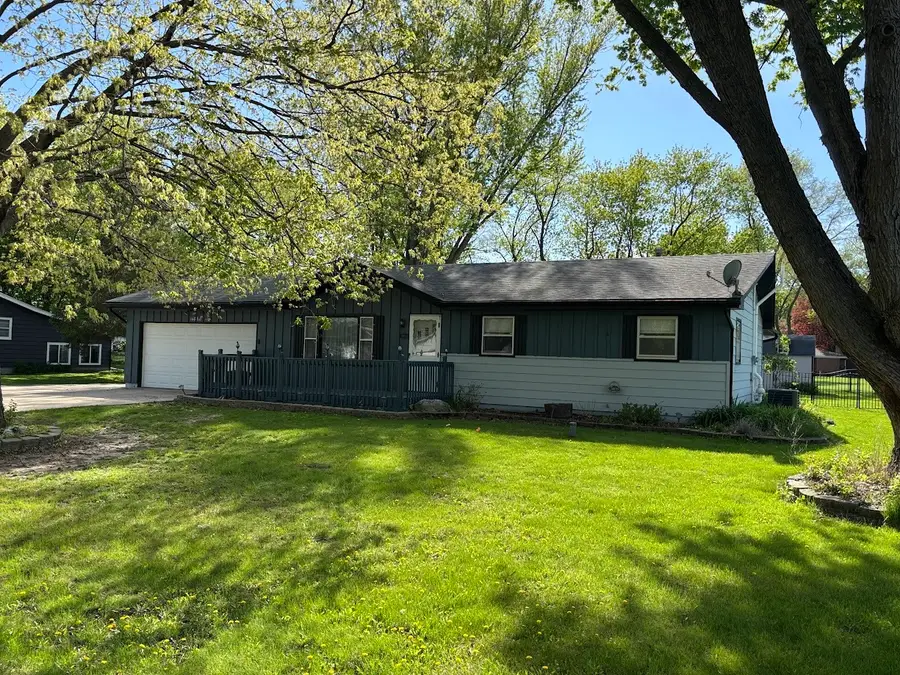 14868 Lang Drive, South Beloit, IL 61080 - #3